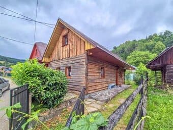 Chalúpka / 86 m2 / - Bytča ( Petrovice )