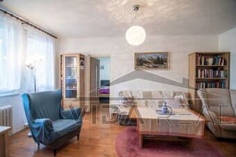 Priestranný 3-izbový byt s 11,4 m² loggiou – Lipského, Dúbra