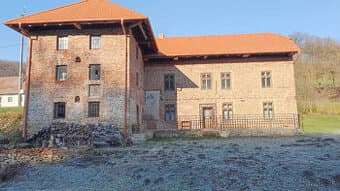 Investičná príležitosť-historický  mlyn v rekonštrukcii, Pod