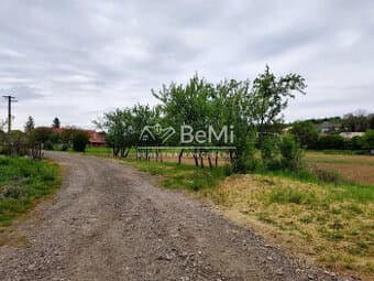 Predaj, pozemok - Bory  (003-14-SIHA)