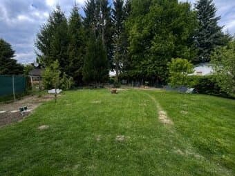 Stavebný pozemok 774 m² na RD s vlastnou prístupovou cestou