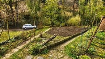 PREDAJ: Slnečná záhrada s chatkou – Fončorda, BBreality.sk