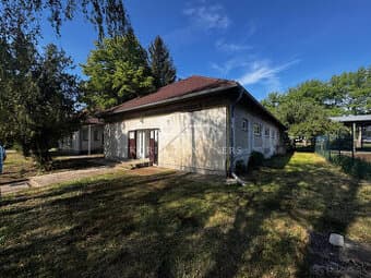 Budova s potenciálom pre podnikanie, 581 m² úžitkovej plochy
