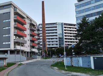 Garáž ŽRIEDLOVA ul.