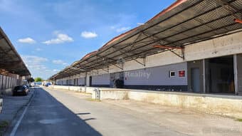 IDEÁLNY Sklad s kanceláriou a nakladacou rampou 631 m2 - E 2