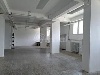 Zrekonštruovaný skladovo-administratívny priestor, 269…