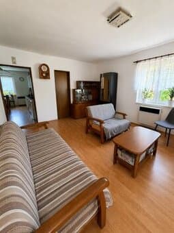 RD CHRENOVÁ s pozemkom 1 116 m², pôvodný stav