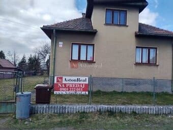 Predaj:3 izbový RD s pozemkom 904 m2 Okolične - Lipt. Mikulá