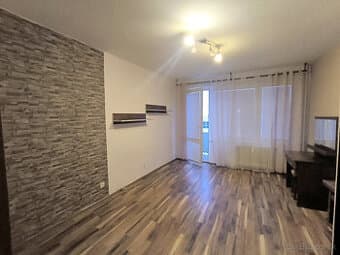 VEĽKÝ SLNEČNÝ 3 IZB. BYT 76 M2, 4 LÓDŽIE, NAJVYHĽADÁVANEJŠÍ