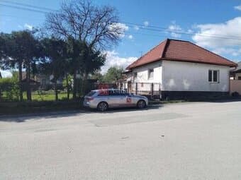 Predaj:RD, rozdelený na 2 Byty s pozemkom 713 m2 Vrútky