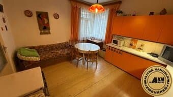 Veľký rodinný dom 4 + 1 Zvolen obec Babiná 1 551 m² na preda