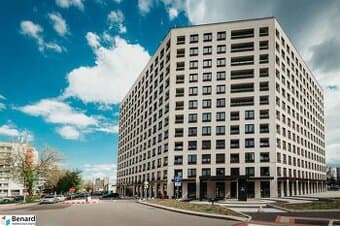 NA PRENÁJOM GARÁŽOVÉ STÁTIE v KARPATSKÁ RESIDENCE POPRAD