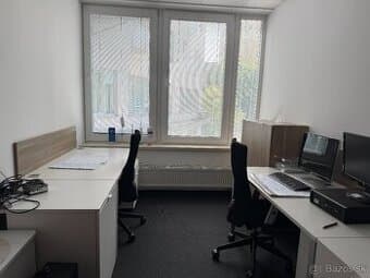 12 m2 Kancelársky priestor Hálkova (BA - Nové Mesto) za 150€