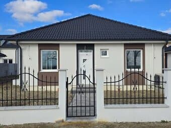 Rodinný dom, novostavba neďaleko Bratislavy