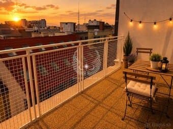🌇 Veľká terasa s panoramatickým výhľadom / Komfortné bývanie