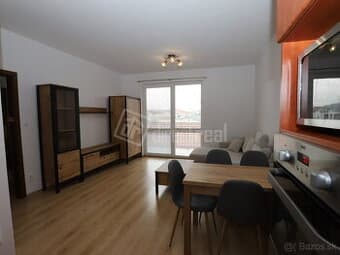Kompletne zariadený dvojizbový byt 50 m2 s balkónom v …