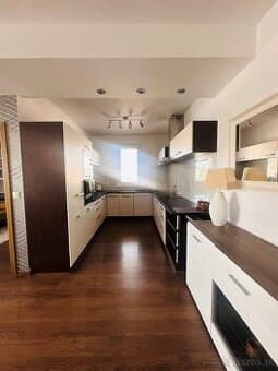 NOVOSTAVBA Zariadený 4 izb. byt, 105m2 + 2x balkón