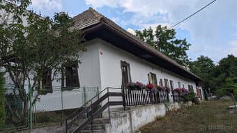 Kamenný rodinný dom Tŕnie pri Zvolene – pozemok 2 357 m²