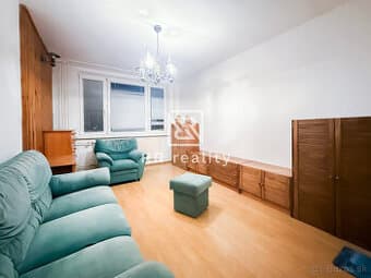 Na predaj 3-izbový byt na Jazere, pražský typ