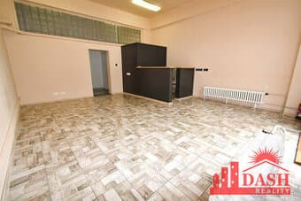Na prenájom | obchodný priestor | 50 m2 | Trenčín | Piaristi