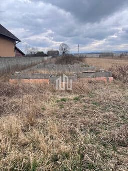 Na predaj stavebný pozemok 1300m2, Horná Streda