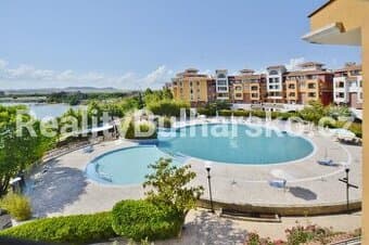Apartmán 2+kk, 74 m², balkon s výhledem na moře – Aheloy
