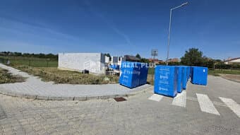 Ponúkam na Predaj modernú poschodovú novostavbu v obci Dvory