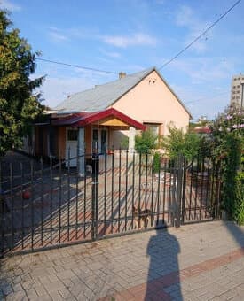 Zrekonštruovaný Rodinný Dom v Pokojnej Časti Michaloviec na