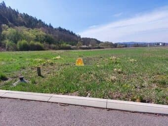 Stavebný pozemok Sliač – 639 m², blízko Zvolen a Banská Byst