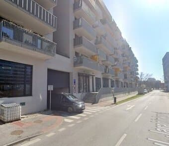 Garážové státie, Jarabinková projekt: Jarabinky, Ružinov
