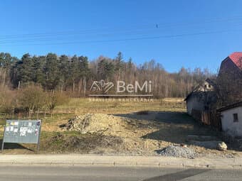 Predaj: Stavebný pozemok, 679m2, Skalité (258-14-MACH)