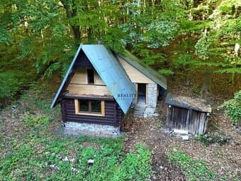 HD Reality, Predaj zrubová chata, Moštenica, Banská Bystrica