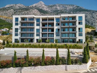 3izb, Makarska, centrum, 500m od mora, novostavba