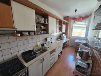 Na predaj 3 izbový byt- ul. Palúčanská