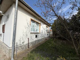Rodinný dom v obci Abaújkér,Maďarsko 45900,-Eur
