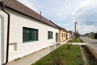 Kompletne zrekonštruovaný rodinný dom na 1164 m² pozemku – H