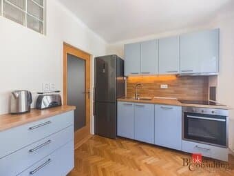Staromestský 2i byt s balkónom na Palisádach