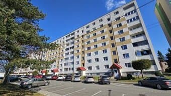 ZARIADENÝ a REKONŠTRUOVANÝ 2,5 IZB. BYT - UL. DUKLIANSKA