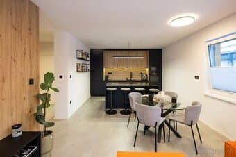Na prenájom elegantný 3-izbový byt v centre Dolného Kubína