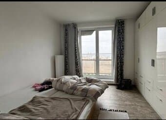 Prenajmem dve izby NR centrum