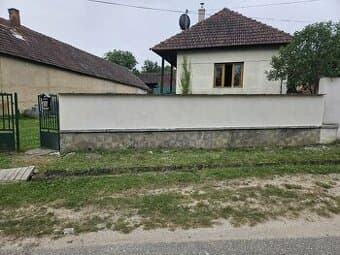 Chalupa snov v Maďarsku 60 km od Košíc
