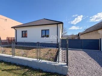 4 izbový rodinný dom po kompletnej rekonštrukcii - Oponice