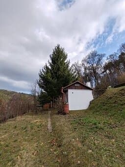 Na predaj záhradná chatka so sukromím Brezová pod Bradlom