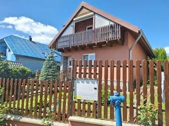 PREDAJ – Rodinný dom s garážou a altánkom – ČERVENÁ VODA