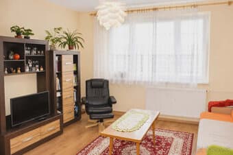 SPEKTRUM REALITY - Na PREDAJ 2 -izbový byt 50 m2, Žiar nad H