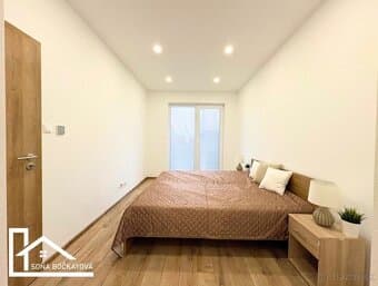 Na predaj moderný 3-izbový byt s vlastným vchodom – Bošany