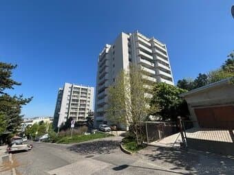 3i. byt 104m, Tichá ul., loggia 12m, pri Horskom parku, TOP