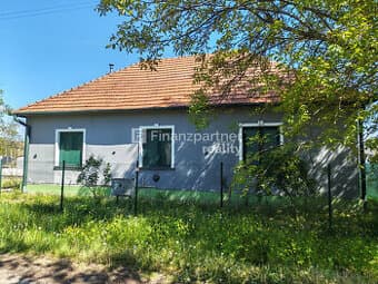 (F004-012KAPE) 3-izbový rodinný dom obec Kravany nad Dunajom