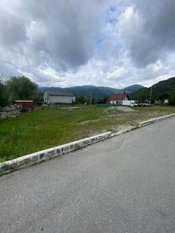 Pozemok na predaj, Lipovec