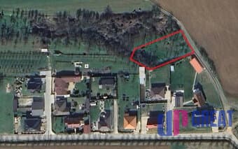 NA PREDAJ pozemok s výhľadmi a potenciálom, Bošáca (1241 m²)